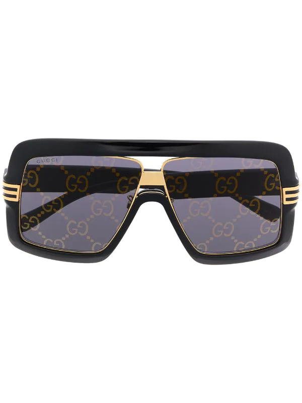 Gucci Eyewear Lunettes De Soleil Oversize à Monture Carrée 001 BLACK/ GOLD 1 Gucci Eyewear Lunettes De Soleil Oversize à Monture Carrée 001 BLACK/ GOLD