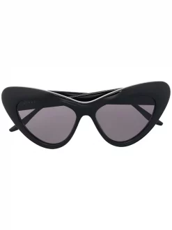 Gucci Eyewear 001 BLACK GREY Lunettes De Soleil à Monture Papillon Femme